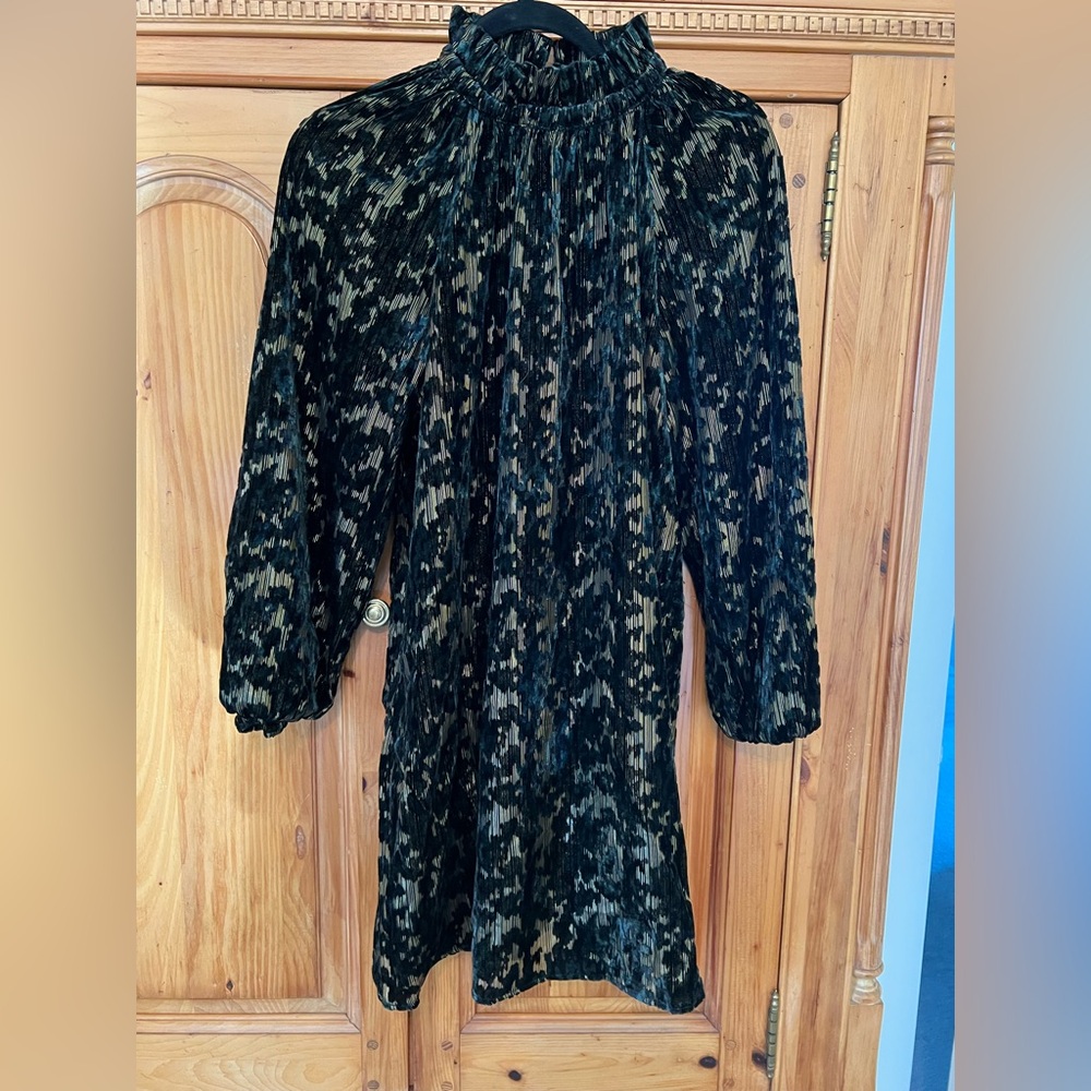 Sezane Black and Olive Patterned Women's Long-Sleeve Dress